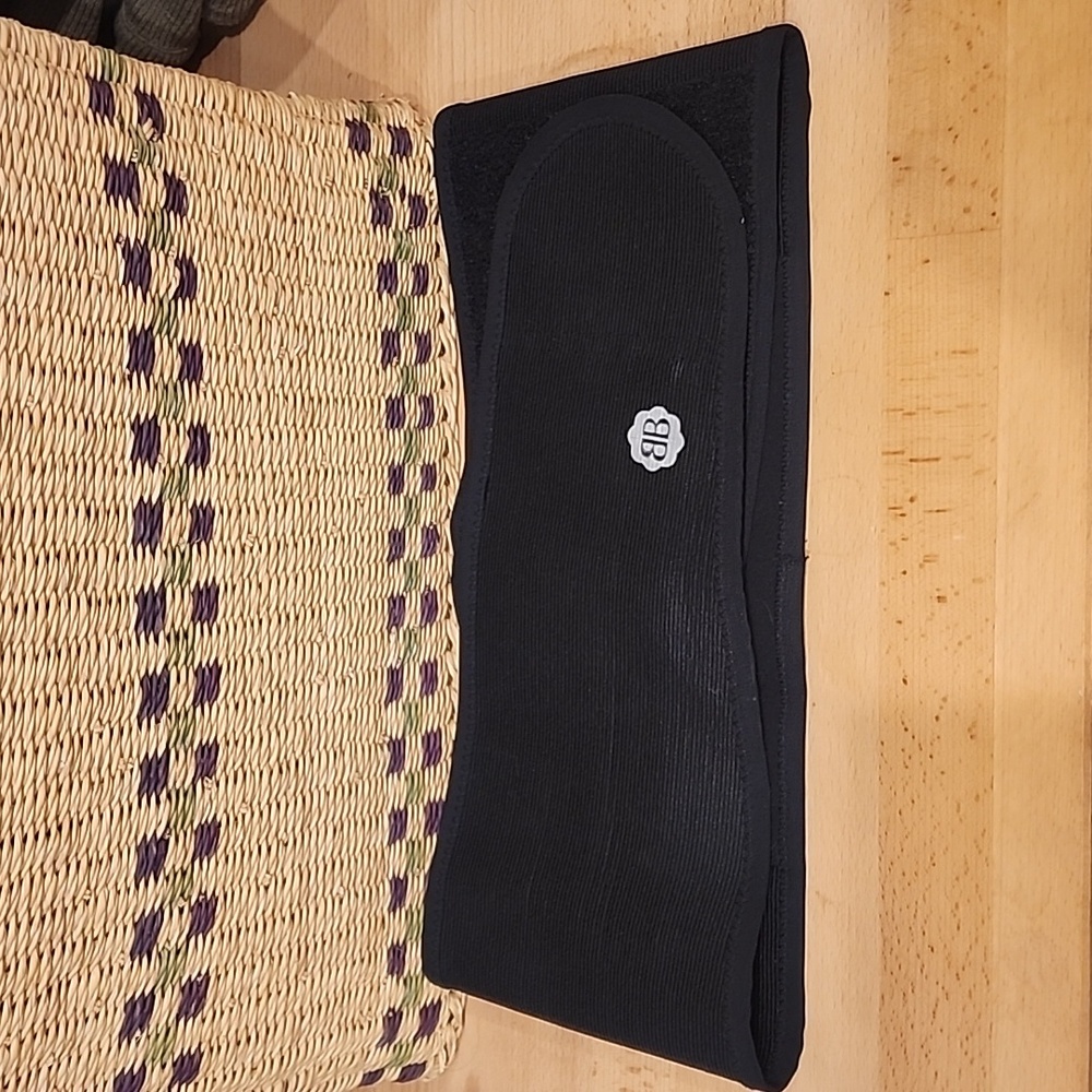 Belly Bandit maternity support wrap with ice/heat pack pocket size S/P